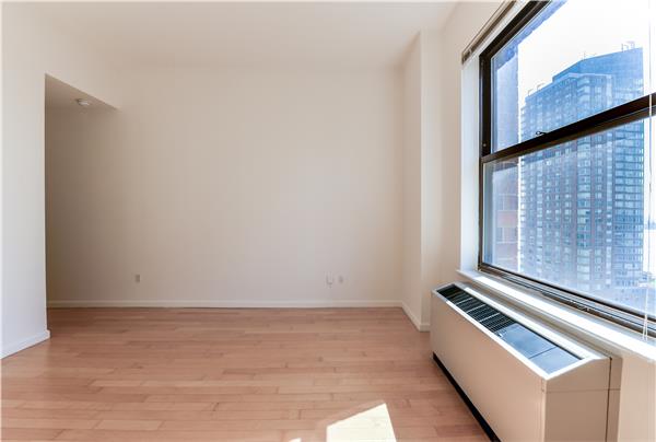 Studio, 1 bath, 450 sqft, $2,900, Unit 22-C