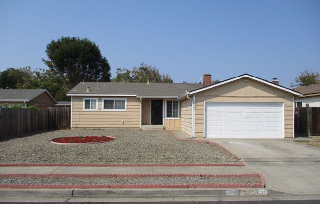 Newark Home is in perfect area for commuting, & near everything!