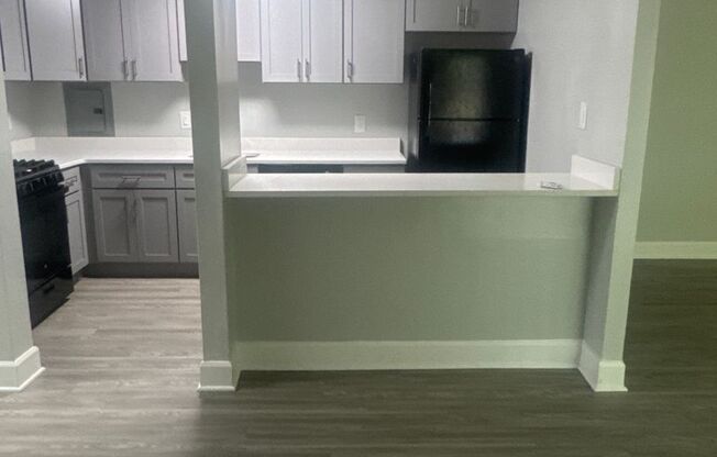 3 beds, 2 baths, 1,300 sqft, $2,550, Unit 3351 #002