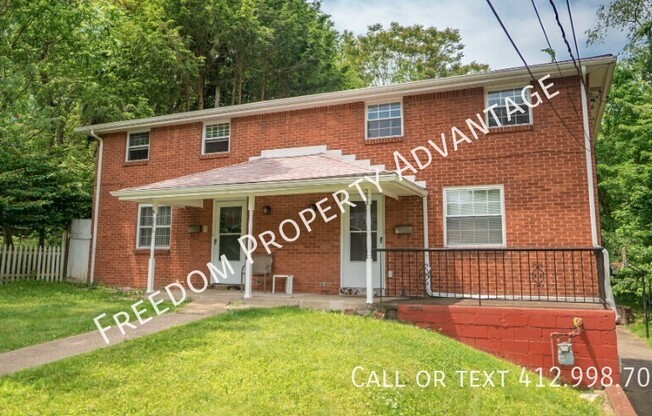 284 EVALINE ST