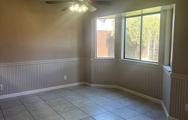 **Charming 3-Bedroom Home in Lemoore**