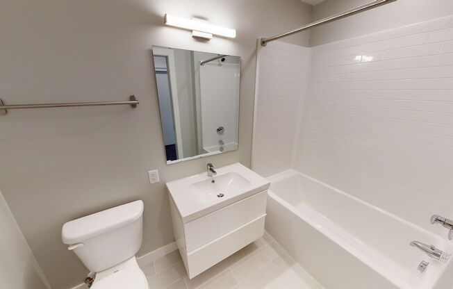 2 beds, 1 bath, 815 sqft, $1,700, Unit 2530-440