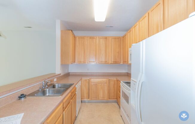 1 bed, 1 bath, 882 sqft, $1,210, Unit CT-6