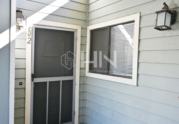 3674 OAKWOOD TER