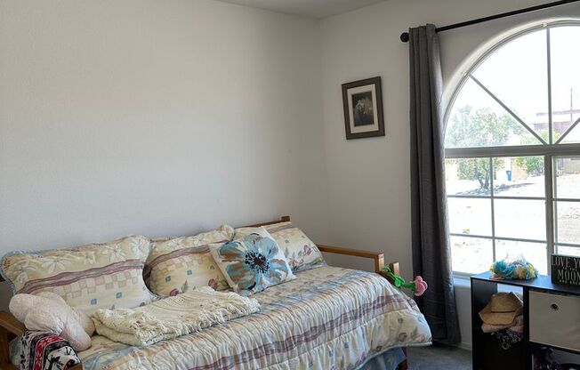 3 beds, 2 baths, $1,900