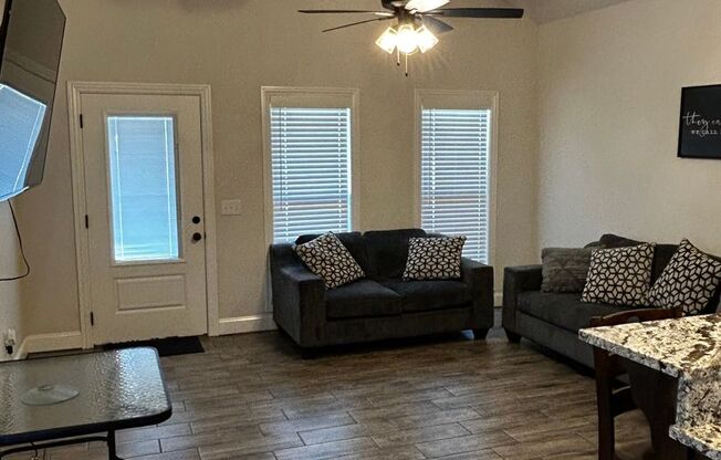 Very New 1 Bedroom 1 Bathroom Town Home Now Pre-leasing with Upcoming move in!!!!