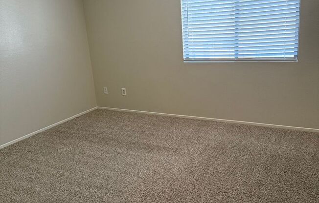 2 beds, 2 baths, 900 sqft, $1,675, Unit 817-48