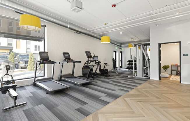 Beyond Woodbury Fitness Center with Echelon Mirror