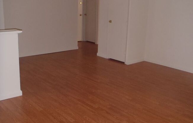 1 bed, 1 bath, 525 sqft, $845, Unit 3060-104