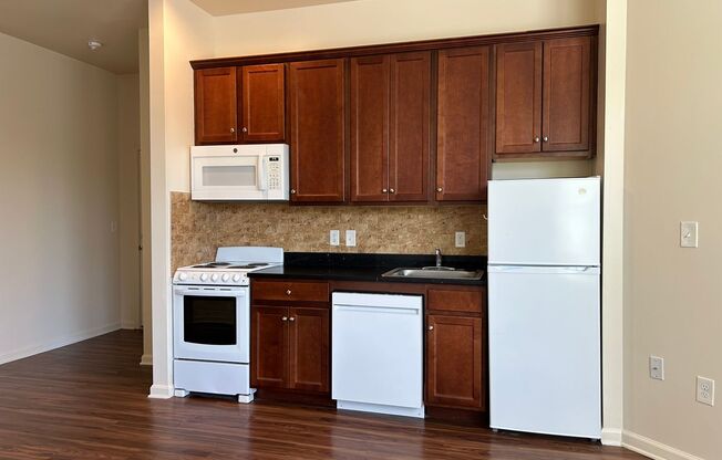 1601 6th St. NW
