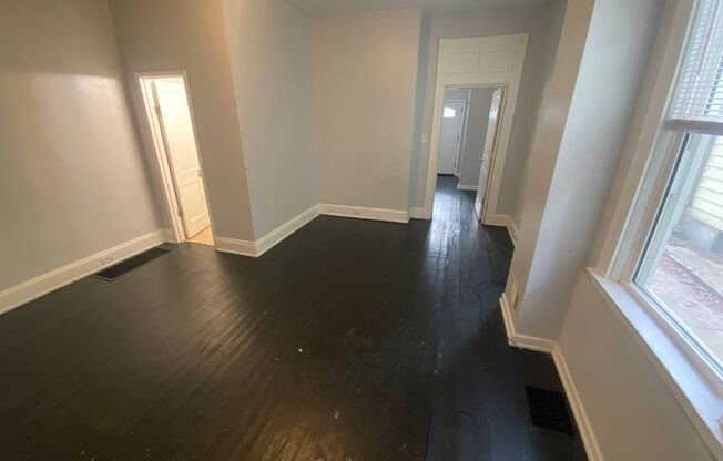 PRE LEASE FOR AUGUST 2025 Newly Renovated 5 bdrm/2 bath Mins. from UC Campus for Only $3750/mo ($750/person)!