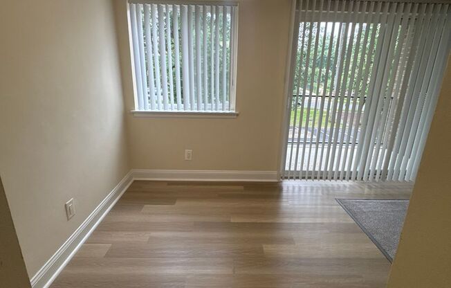 3 beds, 2 baths, 1,152 sqft, $2,300, Unit 14209 #301