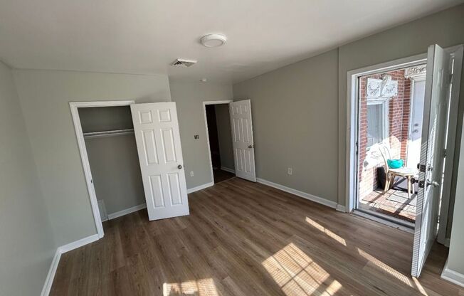 52nd Street Apartments