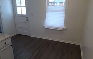 2 beds, 1 bath, $880