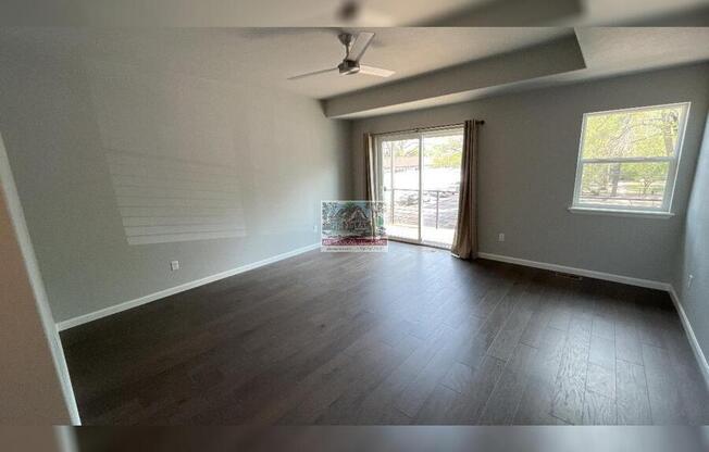 16 E ST ELMO AVE