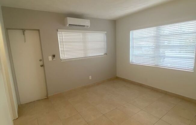 1 bed, 1 bath, 700 sqft, $1,625, Unit 1