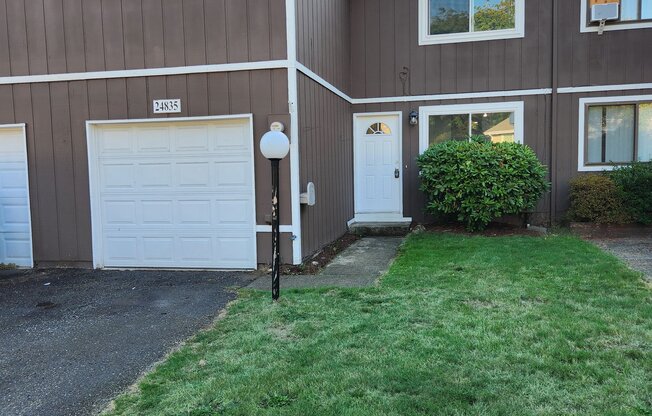 24835 145 LN SE