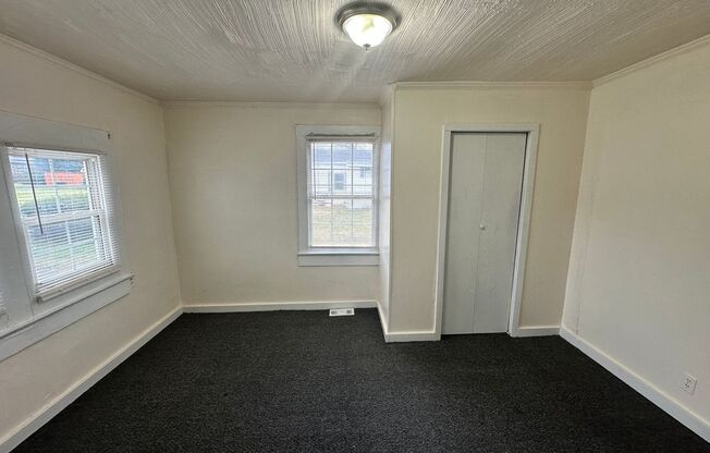 3-Bedroom Home with Spacious Yard & Water/Sewer Included!