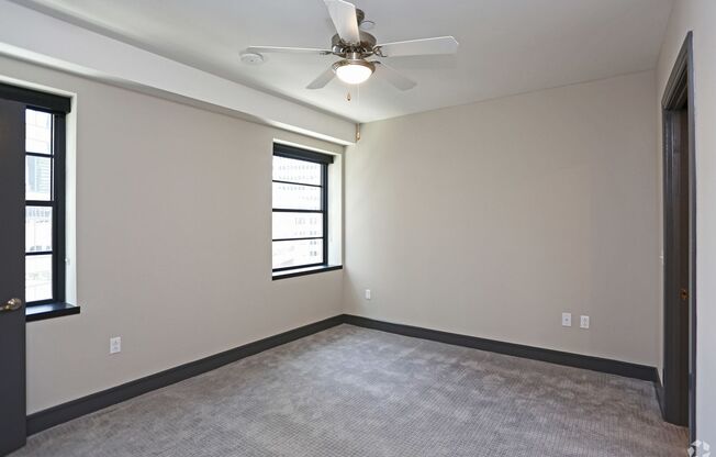 1 bed, 1 bath, 907 sqft, $2,213, Unit 1705