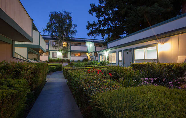 Courtyard View In Night at Oak Pointe, California