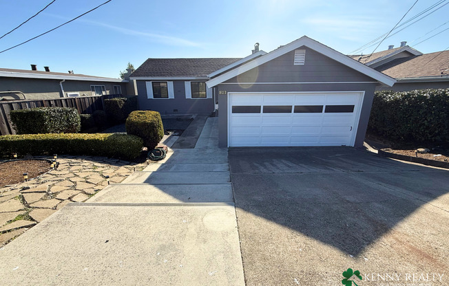 Bright Multi-Level 4BR Home with Two Primary Bedrooms