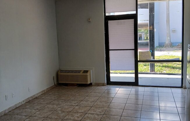 8421 S ORANGE BLOSSOM TRL