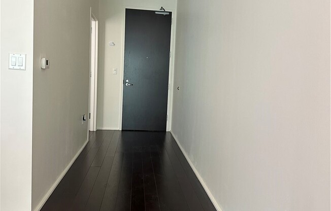 1 bed, 1 bath, 710 sqft, $2,500, Unit 613