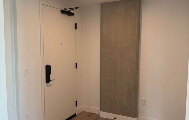 2 beds, 2 baths, 816 sqft, $4,210, Unit 409