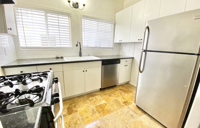 1 bed, 1 bath, $2,095