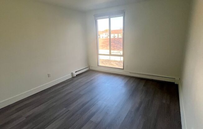 2 beds, 1.5 baths, 950 sqft, $1,545, Unit 306W
