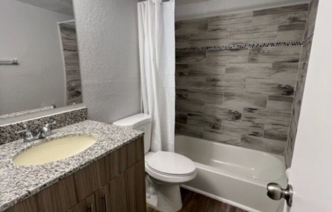 1 bed, 1 bath, 583 sqft, $1,695, Unit 2300-108