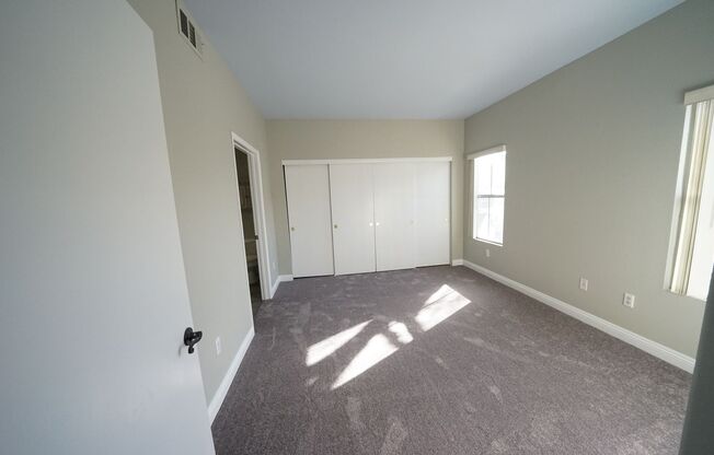 2 beds, 2 baths, $1,495, Unit Bldg #5