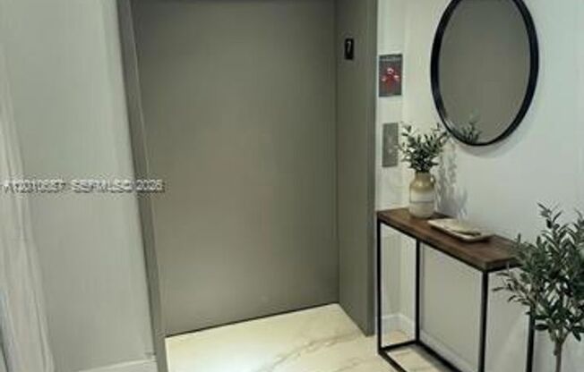 16385 Biscayne Blvd # 717 (A12010657)