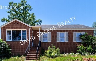 1032 BEDFORD DR