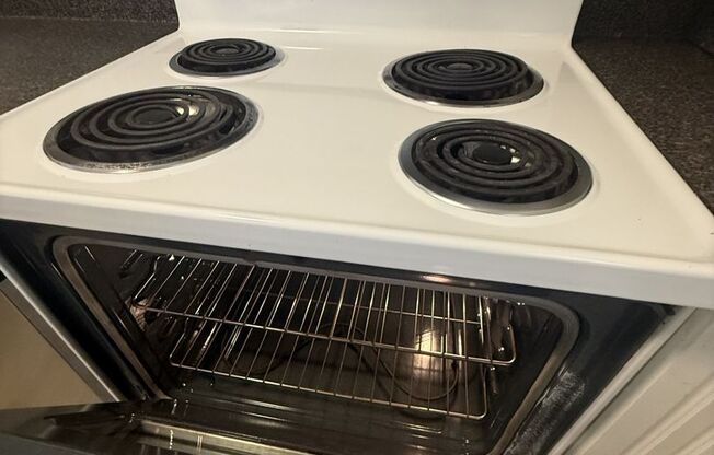 Studio, 1 bath, 611 sqft, $1,993, Unit 3104