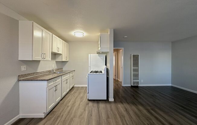 2 beds, 1 bath, 645 sqft, $1,350, Unit GW-06