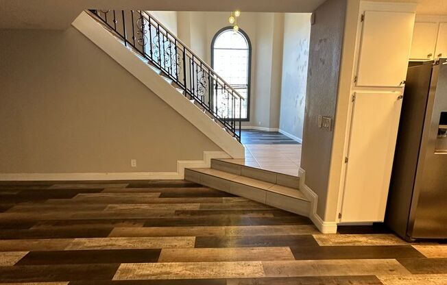 4 beds, 2.5 baths, $2,395