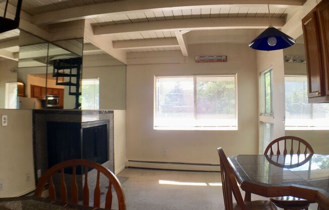 2 beds, 1 bath, 625 sqft, $1,595, Unit 315