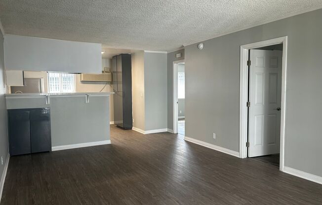 2 beds, 1.5 baths, 866 sqft, $2,695, Unit 801N6