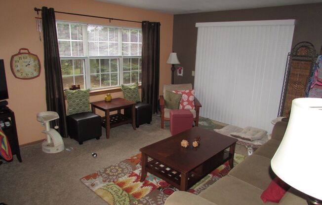 10 Woodridge Court