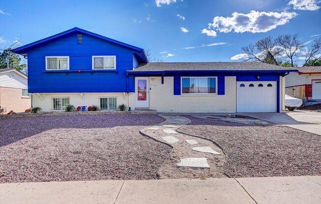 West Side Colorado Springs house, near parks!