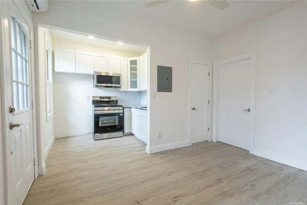 1 bed, 1 bath, $2,350