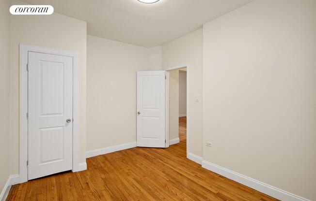 25 LAFAYETTE AVE