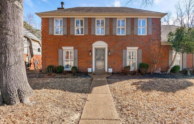 Colonial Style Collierville Home located off Collierville-Arlington Road near W Poplar Avenue. Pets are welcome! Available mid January.