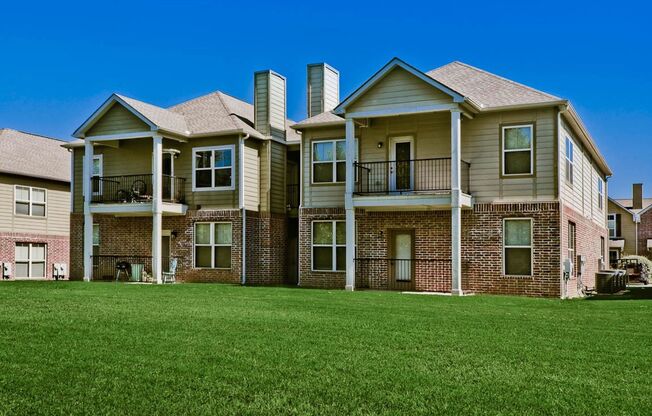 1 bed, 1 bath, 825 sqft, $1,095, Unit 3918-102 Rochester