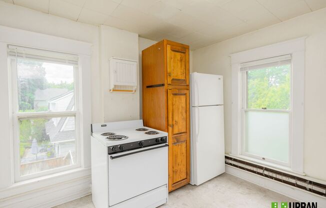 Walnut St. 1122 S.