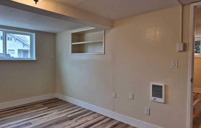 Cozy 1 bedroom close to Seattle Ferry and PSNS