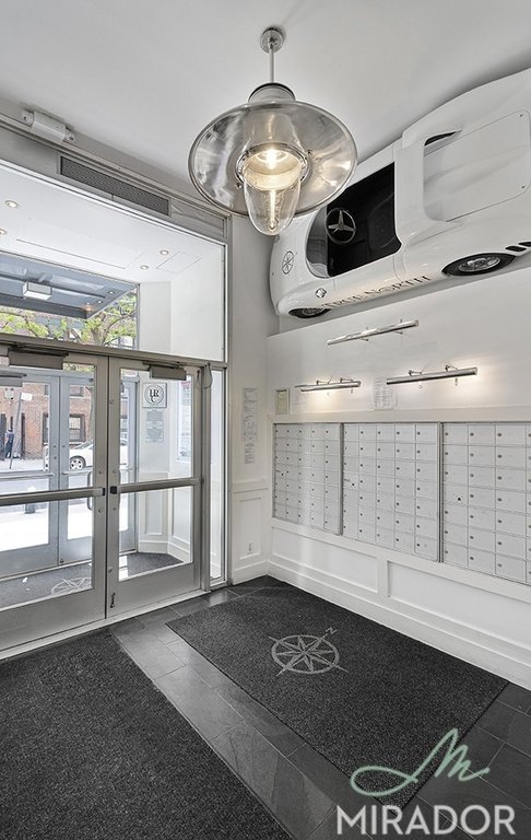 Studio, 1 bath, $3,900, Unit 9F