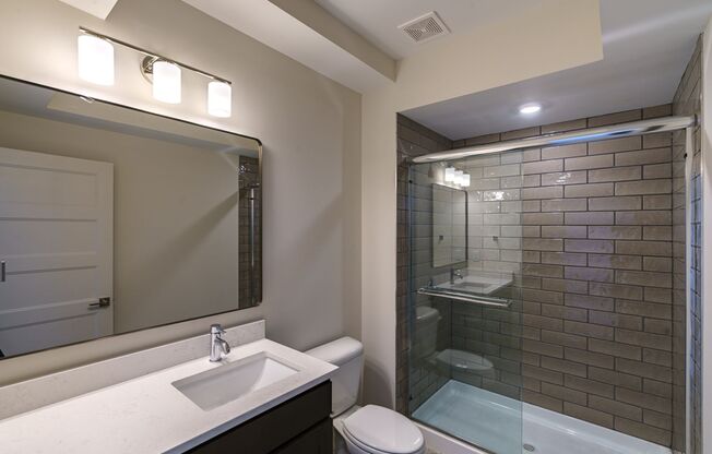 2 beds, 2 baths, $2,334, Unit 875 Michigan Ave Apt. 401