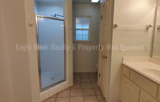 3 beds, 2 baths, $1,875